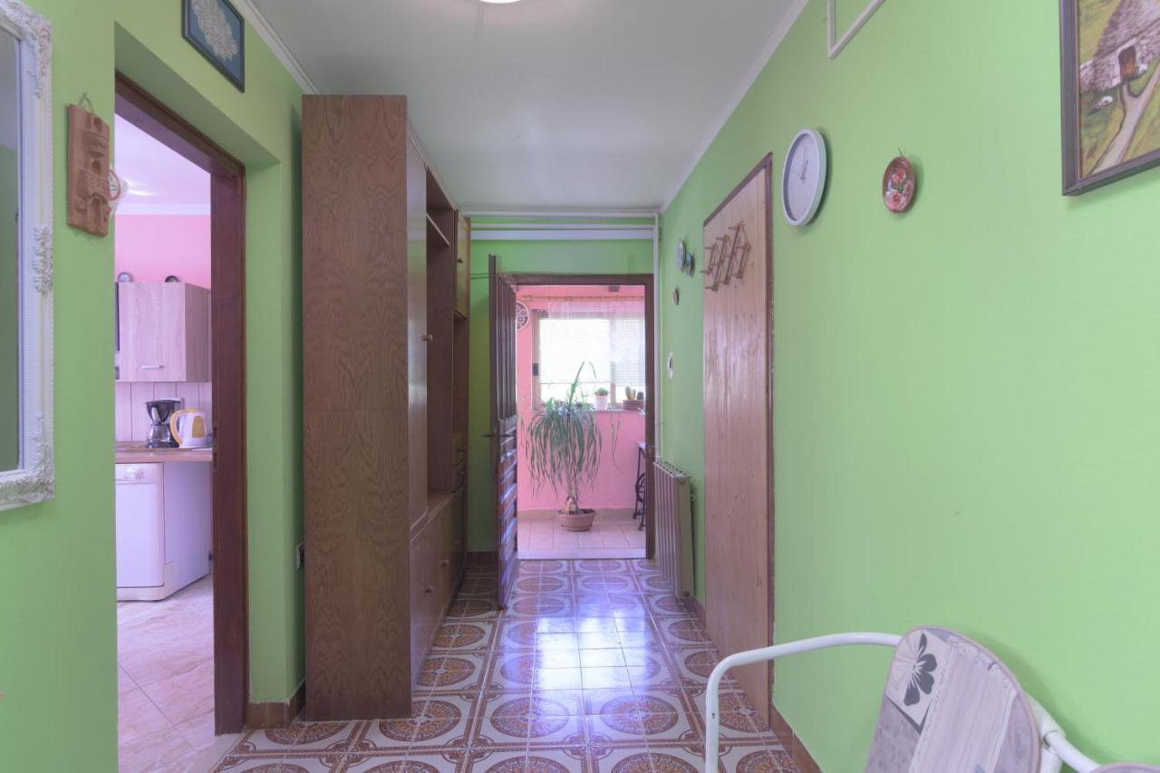 Apartments With A Parking Space Pula - 16053 エクステリア 写真